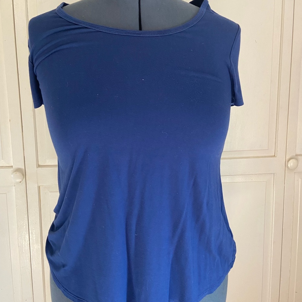 Blue women’s top XS